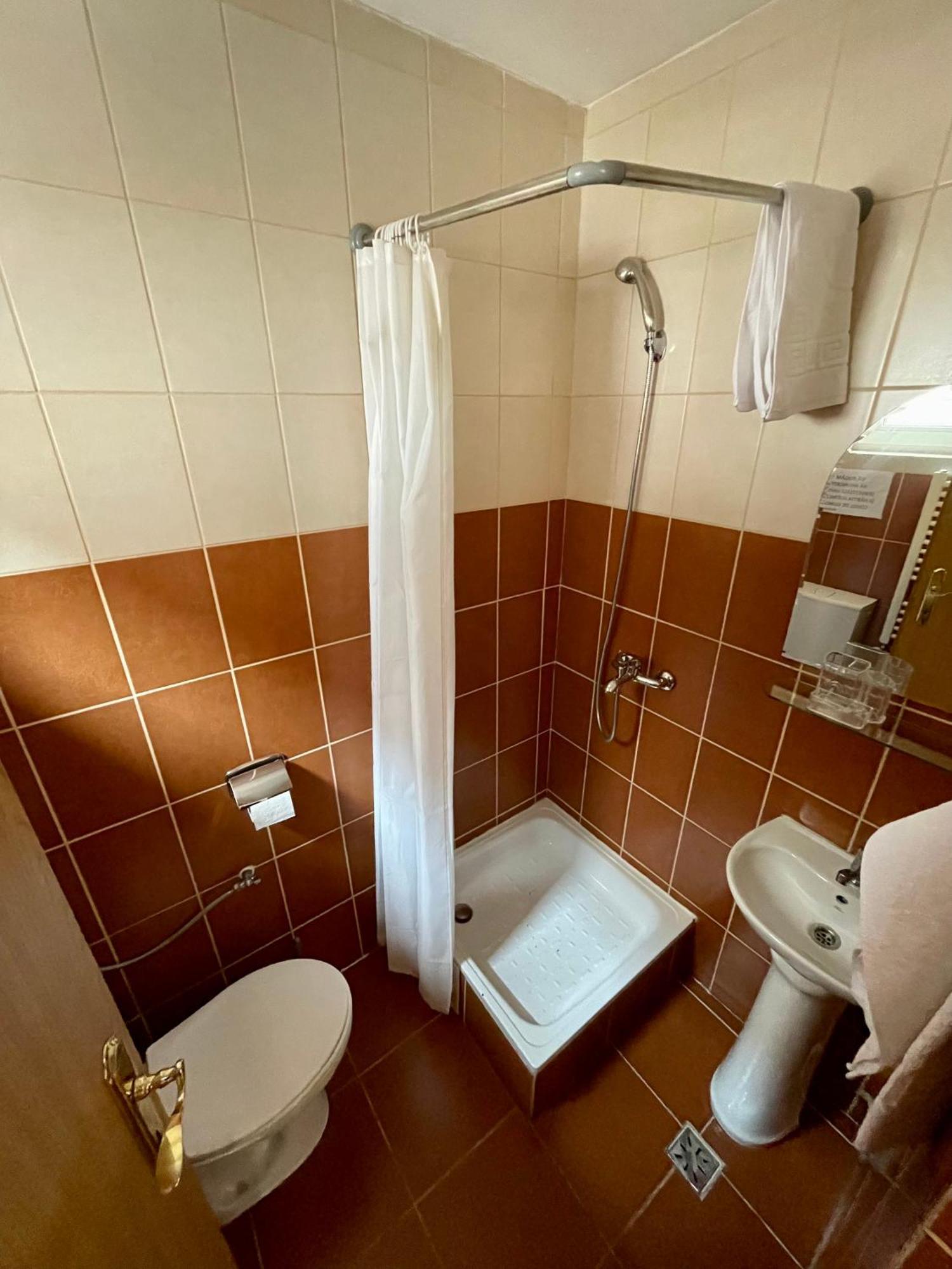 Casa De Vacanta Trei Brazi ルンカ エクステリア 写真